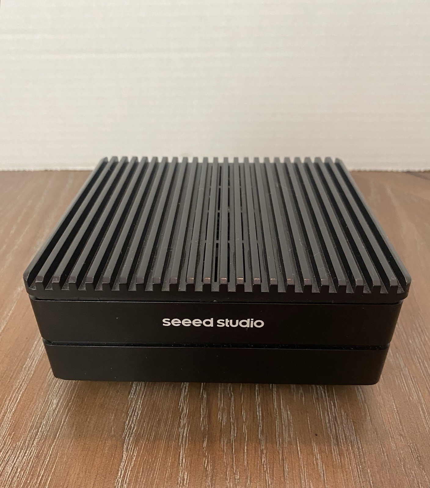 Seeed studio NVIDIA Jetson Nano Edge AI Device - reComputer J1010 Kit, Aluminium