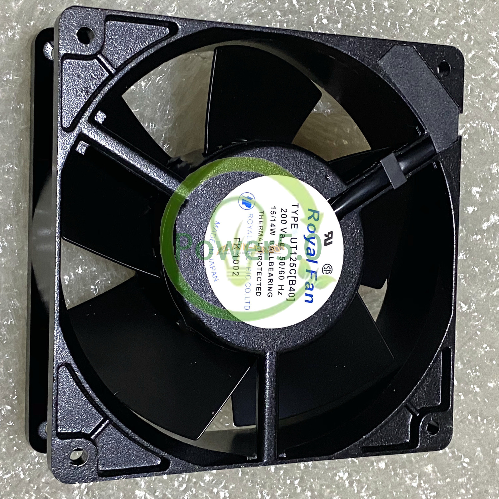 1PCS NEW Royal Fan UT125C[B40] 12038 12CM 200V 15/14W cooling fan~