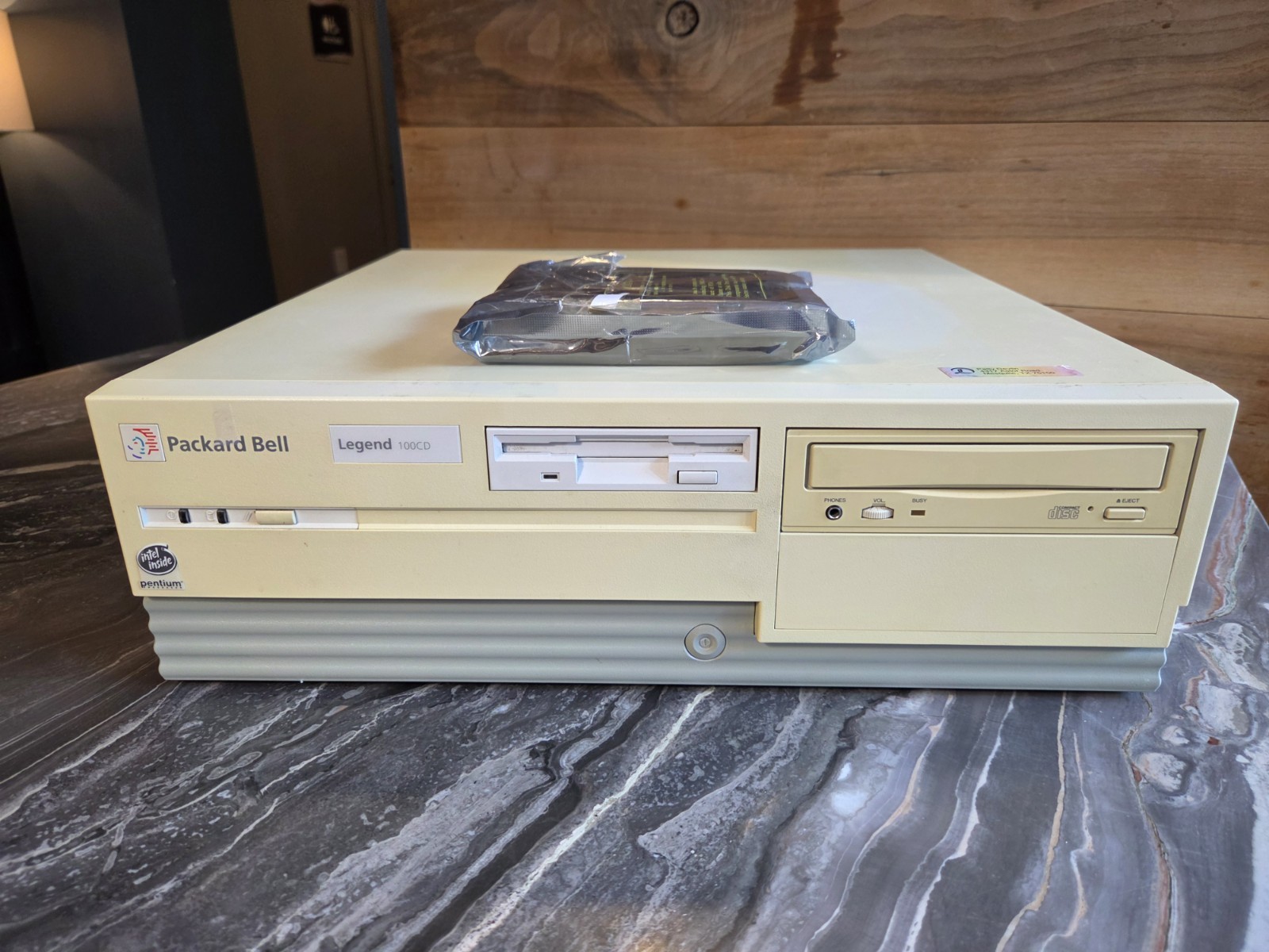 Vintage Packard Bell Legend 100CD Desktop PC Intel Pentium Untested w Extra Drv