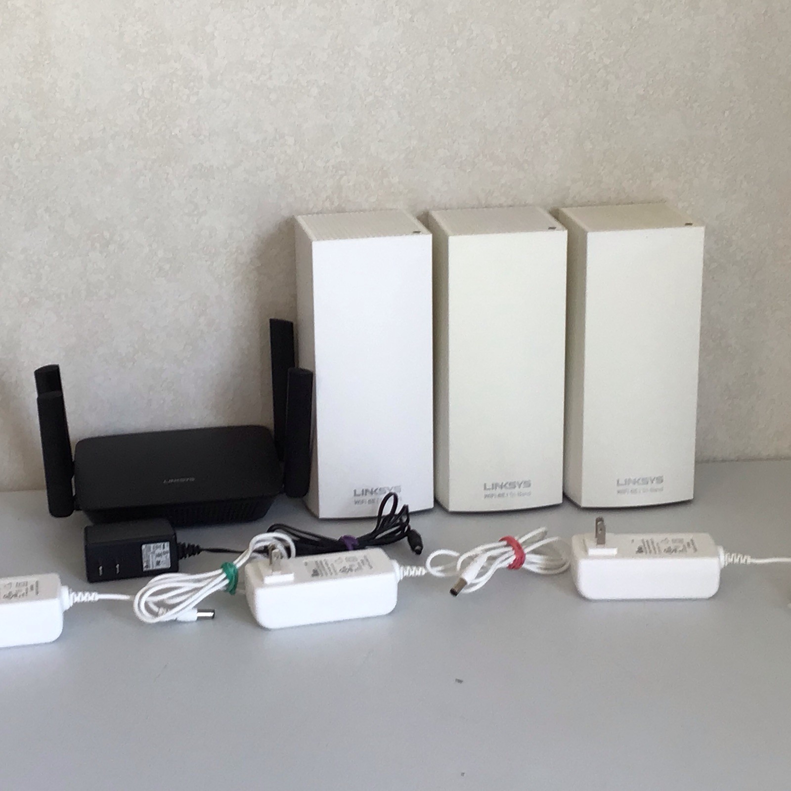 Bundle-Linksys MX8500 Velop WiFi 6E Tri-Band Mesh Router 3-Pack, White + Router