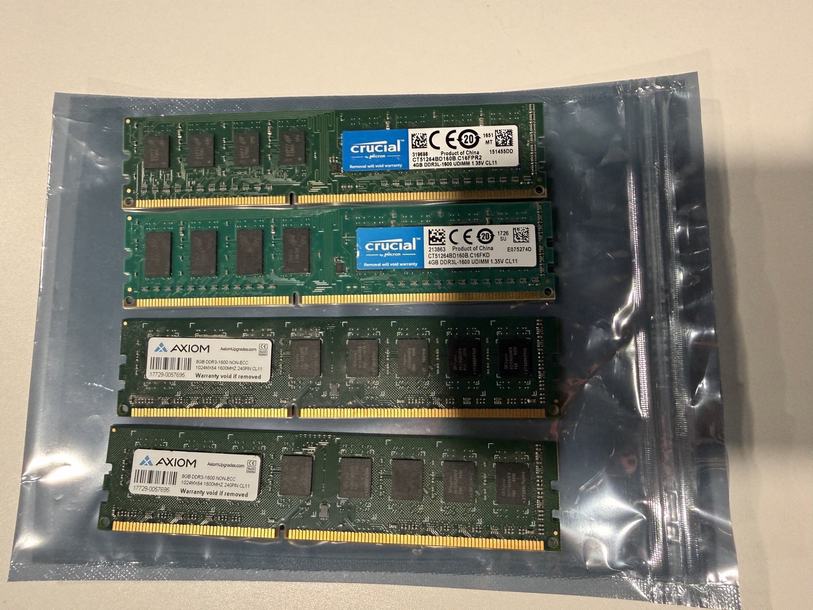 24GB RAM DDR3 1600  Crucial 8GB 2x4GB & Axiom 16GB 2X8GB DDR3L-1600 UDIMM