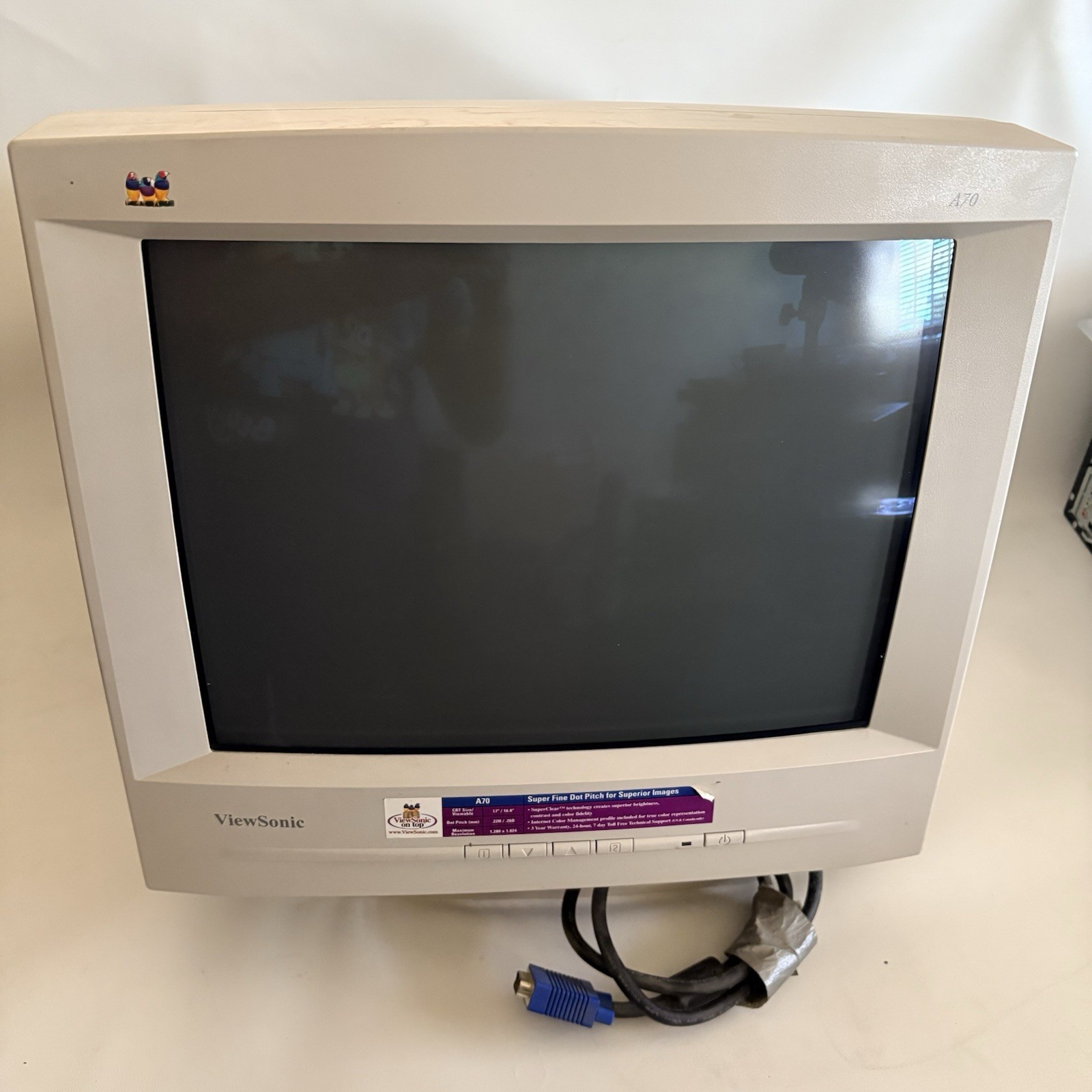 ViewSonic 17" CRT monitor A70 VGA 1280x1024 SXGA Retro Gaming VCDTS21543-3R