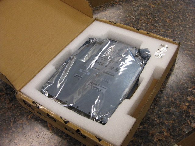 HP AE372A 411121-001 HSTNS-1B10 Brocade 4GB SAN Switch BLC3000 BLC7000 in box