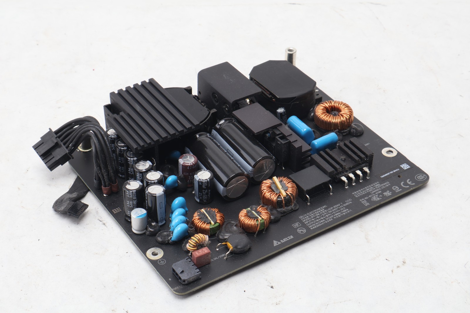 Apple iMac 27" A1419 Delta Power Supply ADP-300AF T 300W 2012-2017