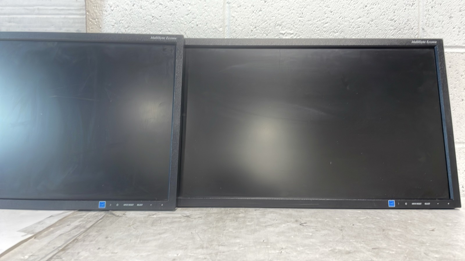 NEC MultiSync E233WM-BK 23" Full HD 1080p LED Computer Monitor Display Lot of 2