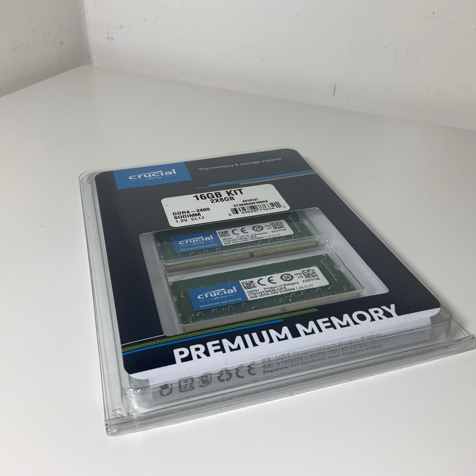 Crucial 16GB Kit (2x8GB) DDR4 2400MHz PC4-19200 SODIMM Laptop RAM CT2K8G4SFS824A