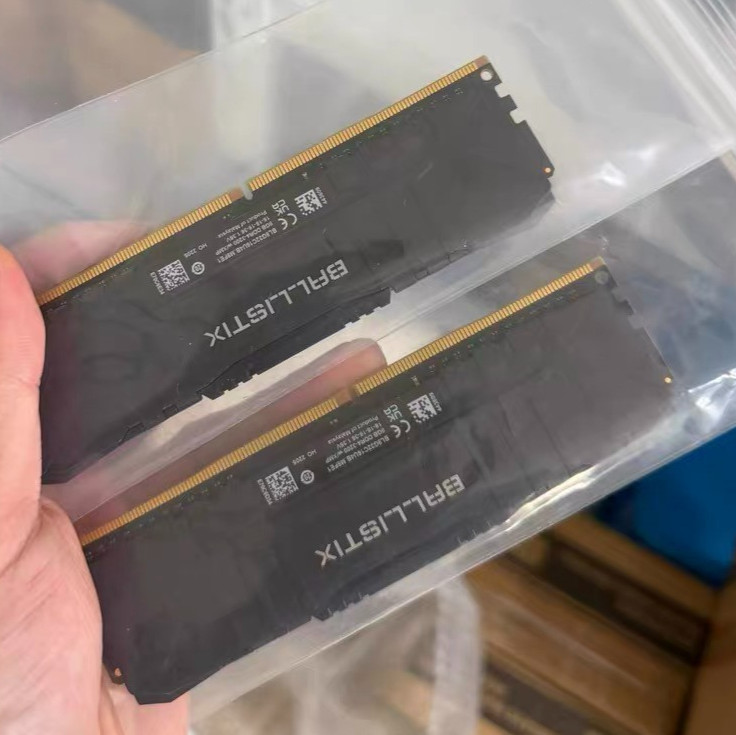Crucial Ballistix  16GB(8Gx2)3200 DRAM  Desktop Gaming Memory