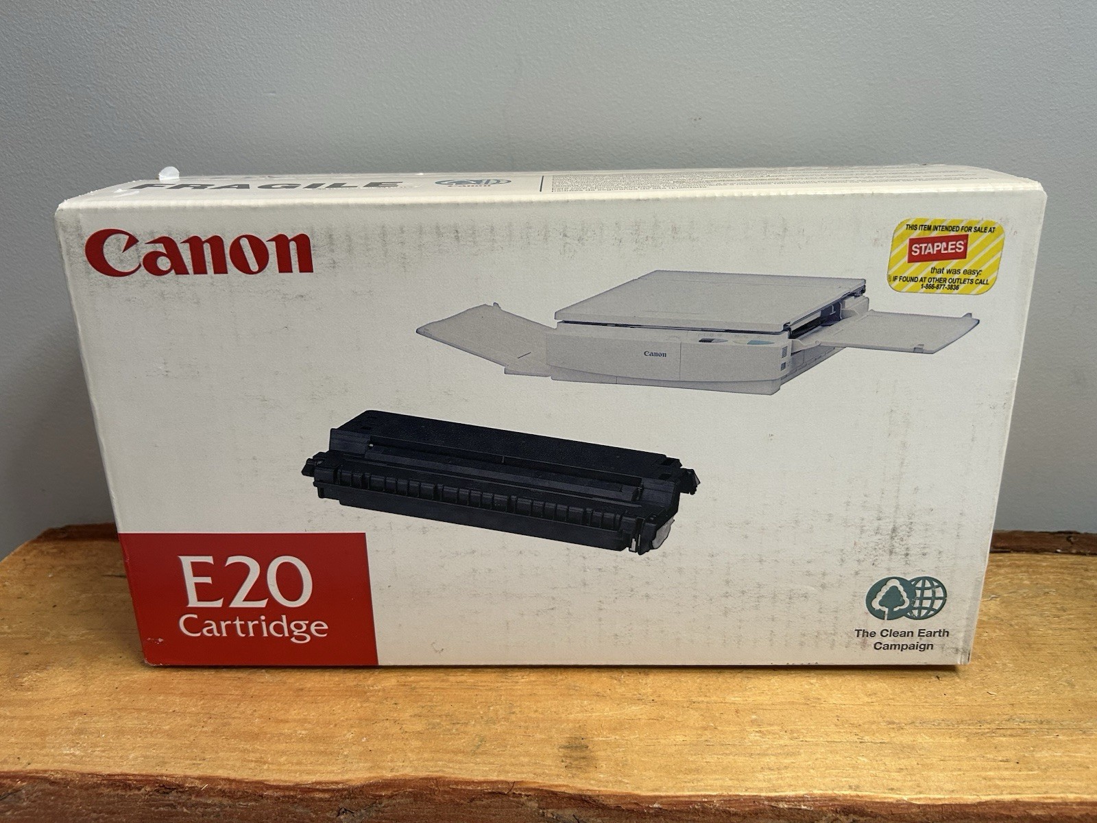 VTG, Canon, E20, Black. NIB