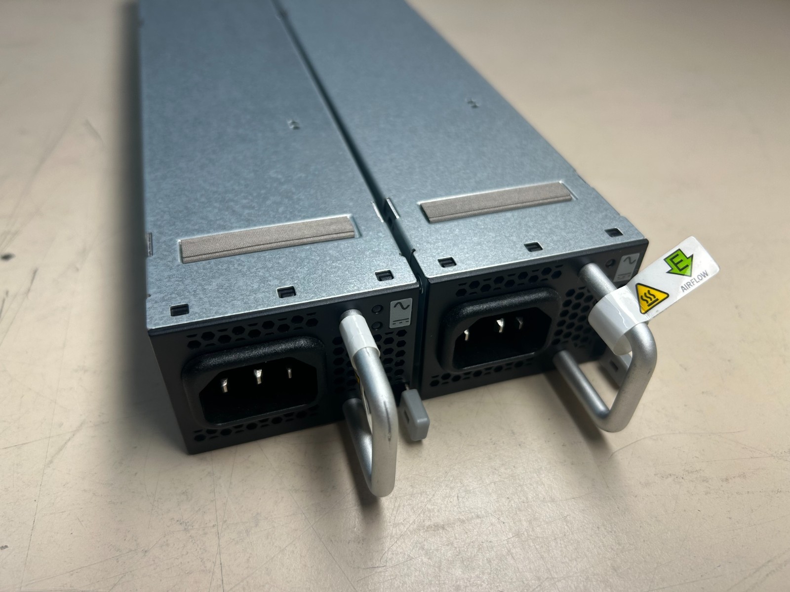 Brocade 23-1000059-01 FTR 100-652-869 for 6520 Switches