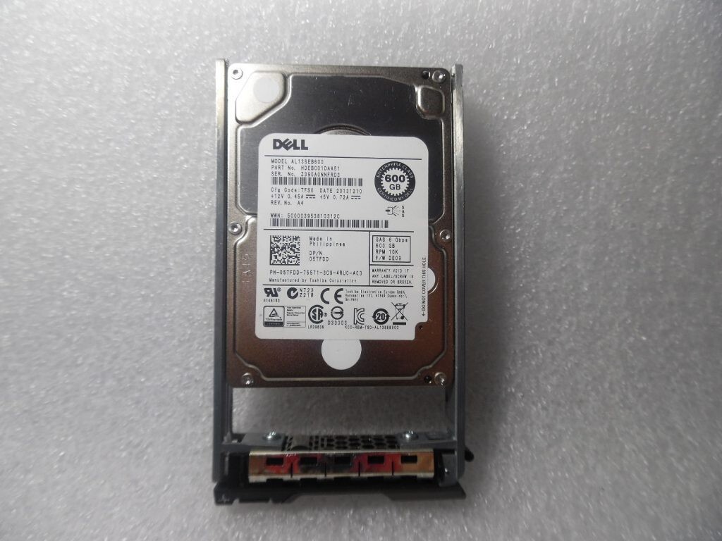 Dell 600GB 6G 10K 2.5" SAS SFF 05TFDD 5TFDD HDD Hard Drive w/ Tray