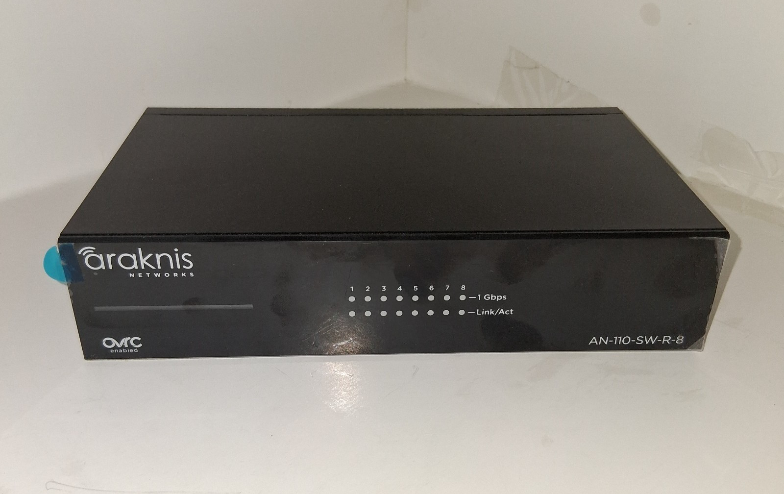 Araknis Networks AN-110-SW-R-8 110 8-Port Unmanaged+ Gigabit Switch