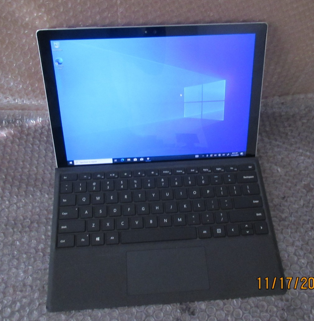 Microsoft Surface Pro 4 12.3" i5-6300U @ 2.30GHz 8GB RAM 256GB SSD W11P.