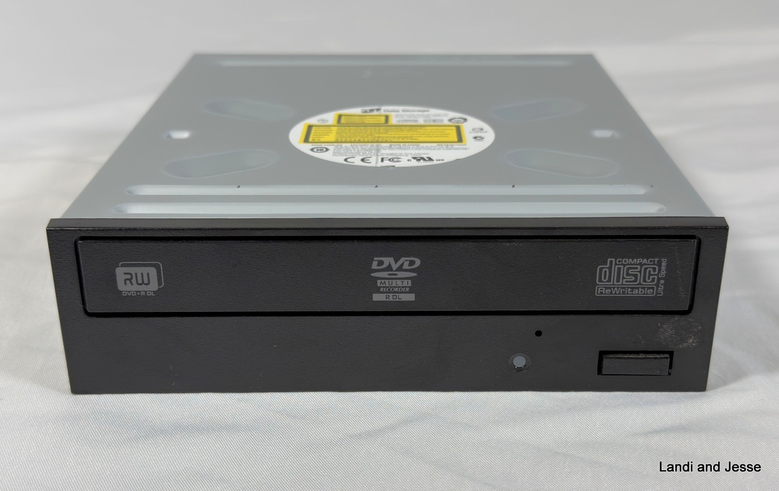 Super Multi DVD Writer by Hitachi-LG GHCON Black SATA 5.25" from Lenovo Desktop