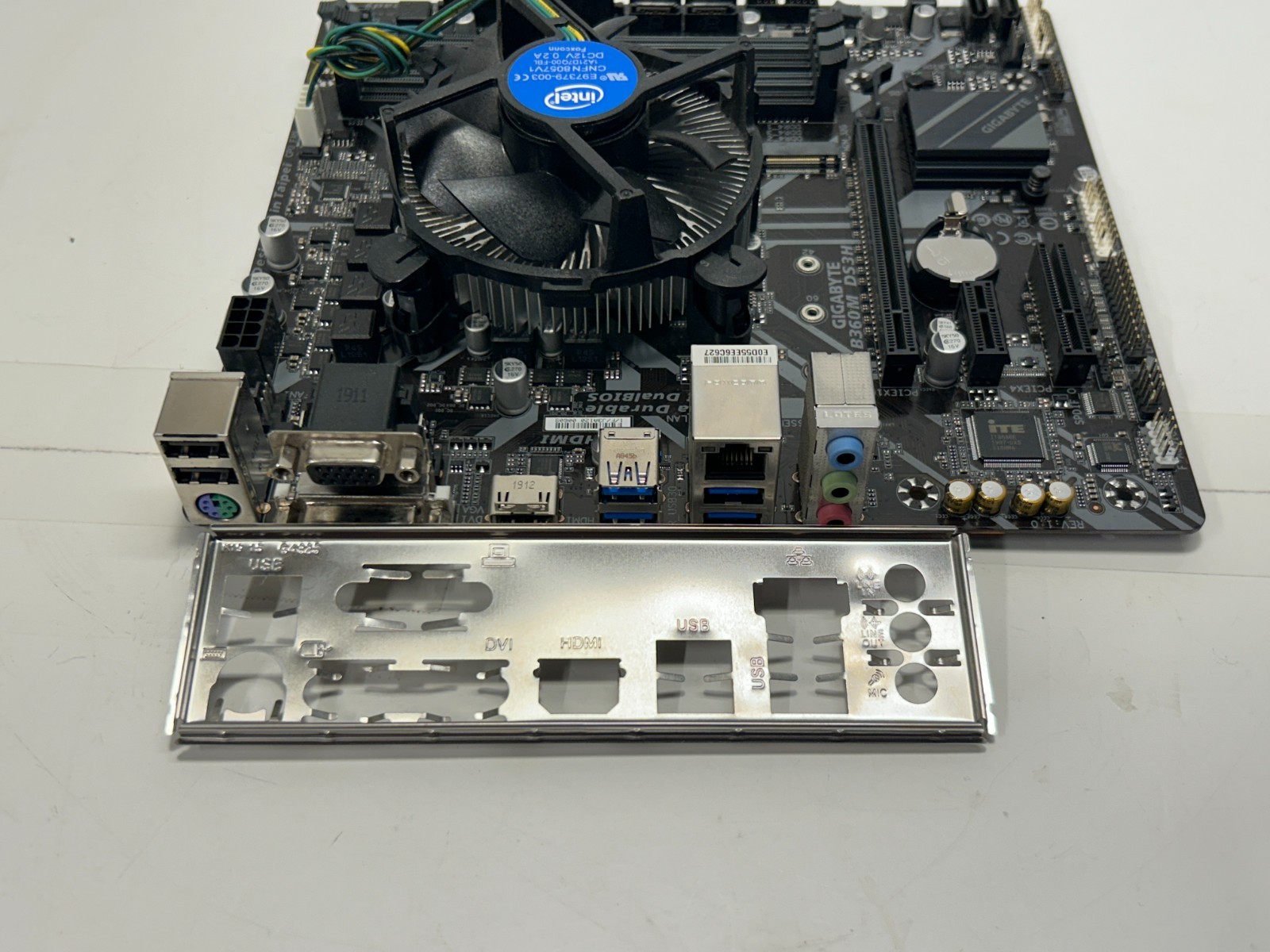 GIGABYTE B360M DS3H Motherboard LGA1151 MB Combo W/ i3 CPU DDR4