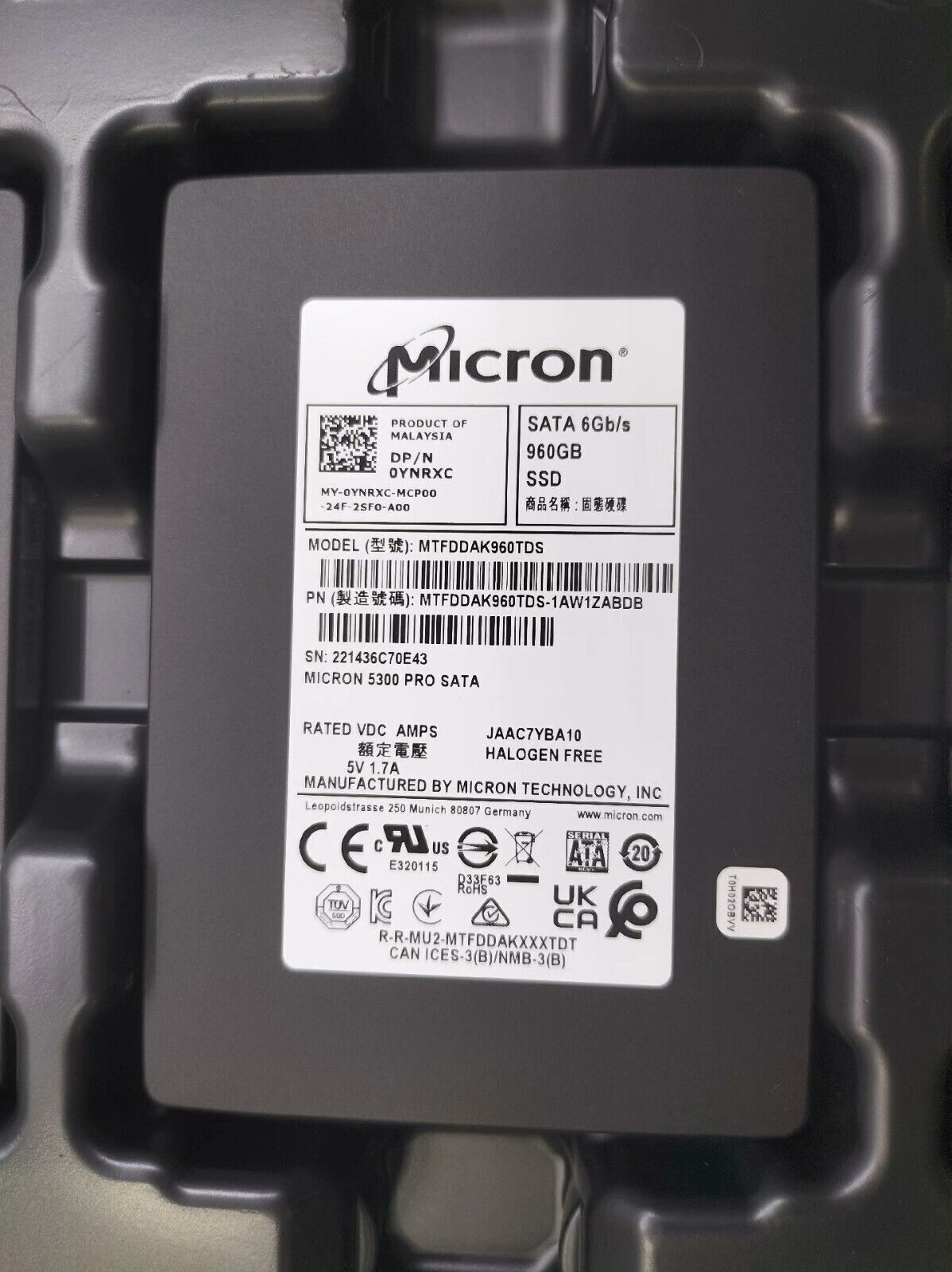 Dell 0YNRXC Micron 5300 Pro 960GB 2.5'' SATA MTFDDAK960TDS-1AW1ZABDB SSD