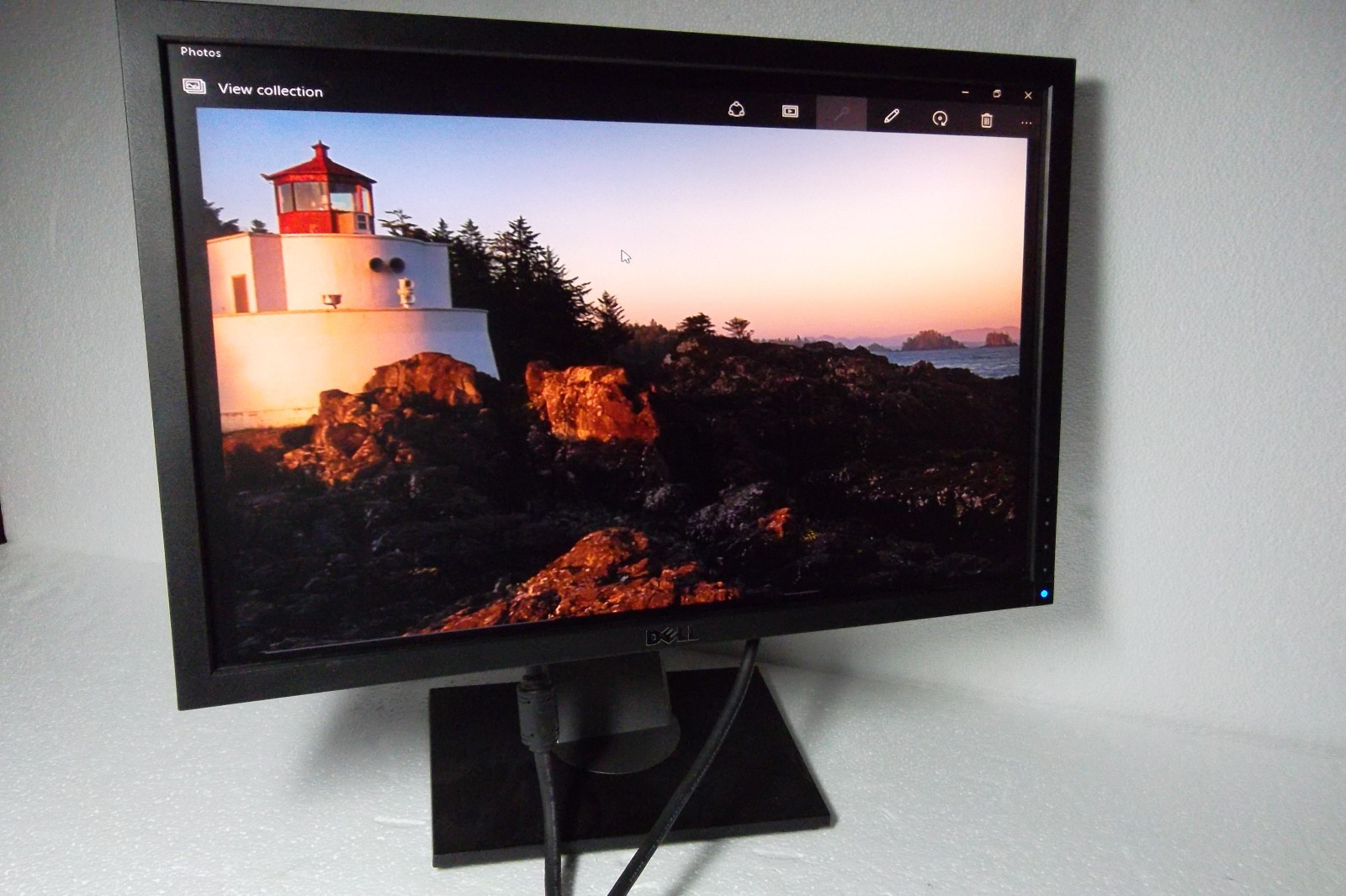 Dell Professional P2210H P2210Hc 22" LCD Monitor 4-Port USB 1080p VGA DVI  T732R