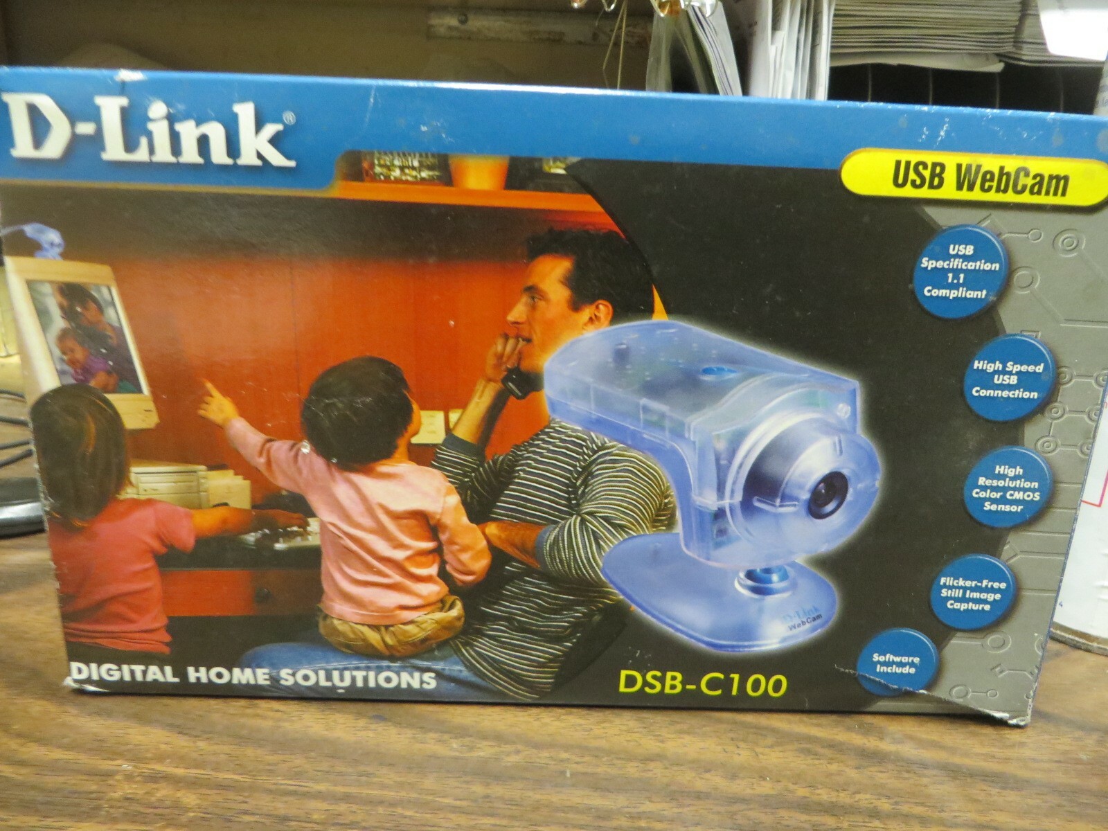 D-LINK USB DIGITAL CAMERA # DSB-C100 WEBCAM w MANUAL AND SOFTWARE