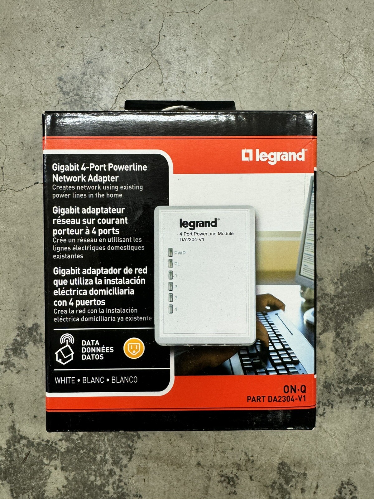 Legrand DA2304-V1 ON-Q Gigabit 4-Port Powerline Network Adapter
