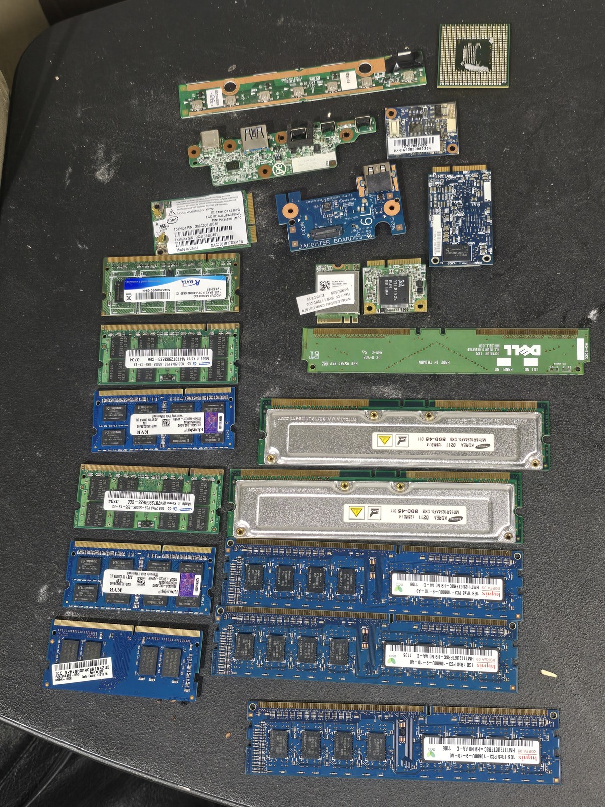 Computer Parts Lot 22pc Laptop RAM 8GB DDR4 4GB DDR3 RDRAM WiFi Cards Intel CPU