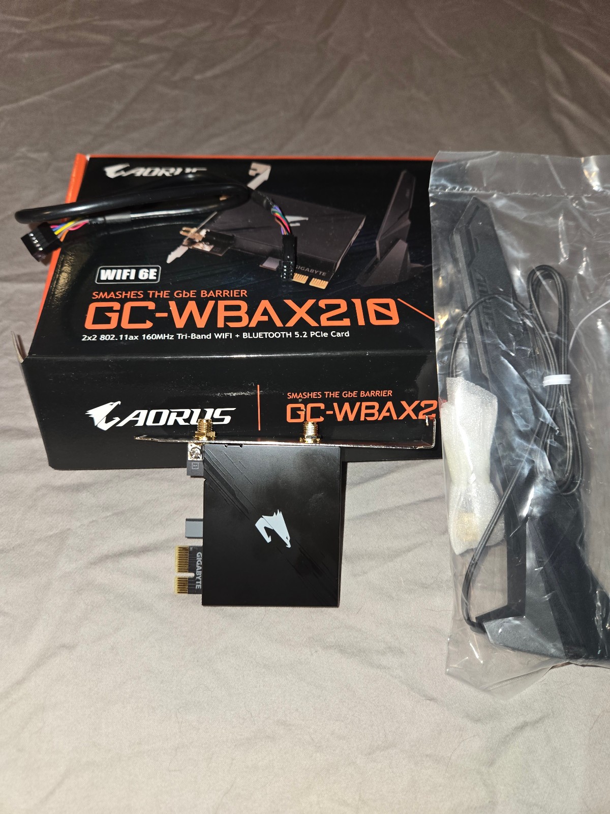 Gigabyte AORUS GC-WBAX210 WiFi 6E PCIe Card AX210 Bluetooth 5.2 Complete Box