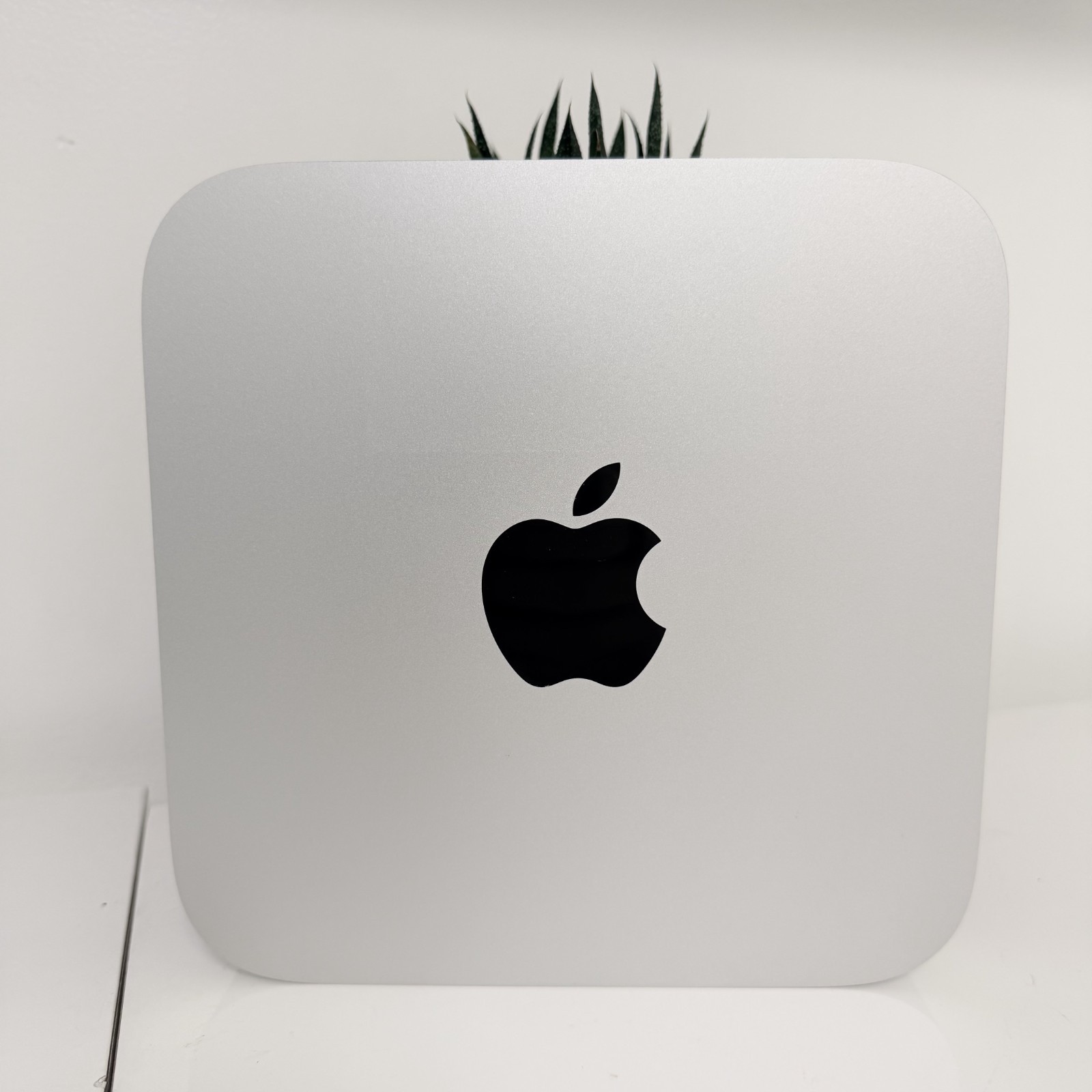 Late 2014 Apple Mac mini A1347 i5 1.4 GHz 4GB RAM 512GB HDD Silver 