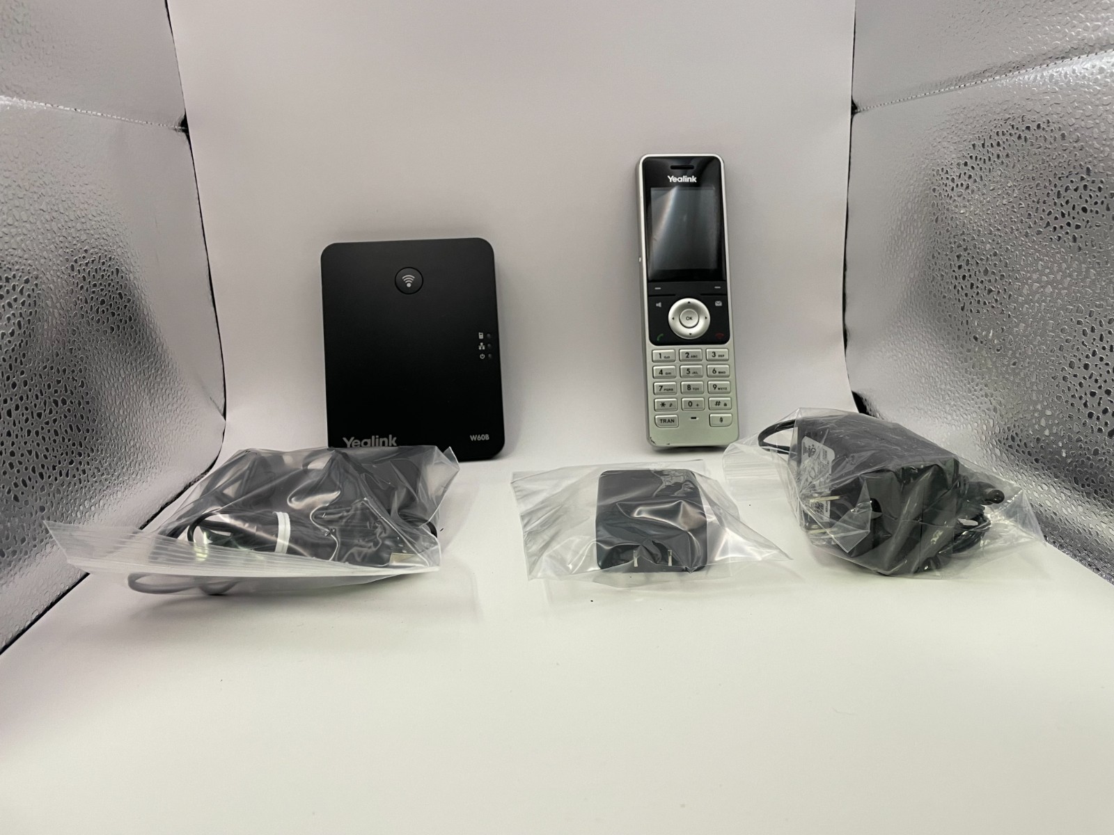 Yealink W70B Wireless DECT Handset - Excellent Condition