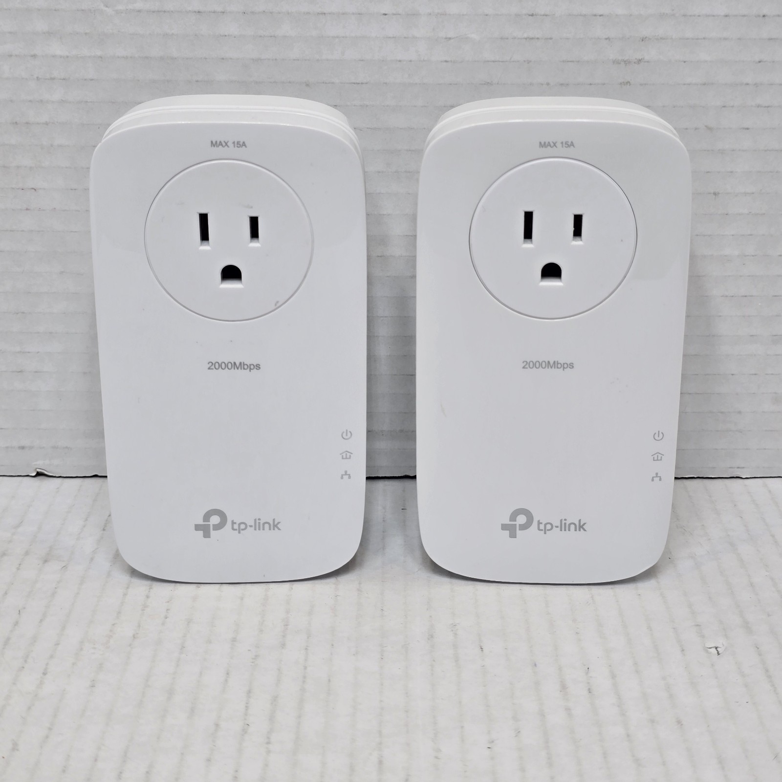 TP-Link AV2000 TL-PA9020P Powerline Network Extender 2-Pack