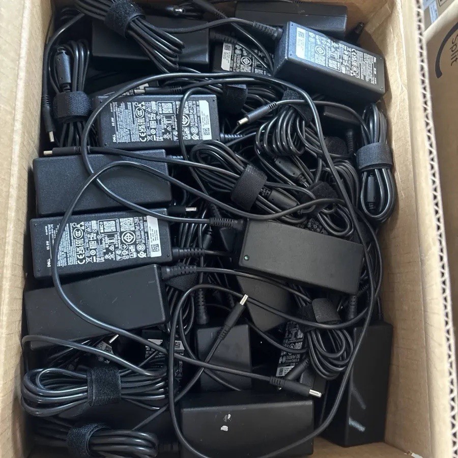 Lot Of 10x Genuine OEM Dell 65W AC Adapter 4.5mm Small Tip Inspiron/Latitude Etc