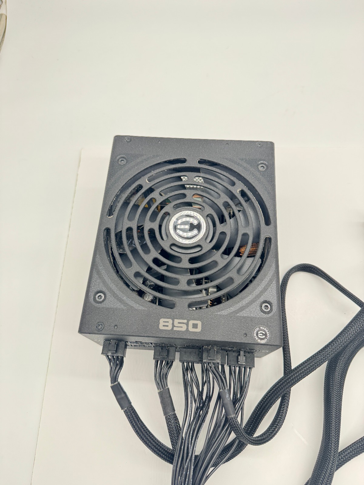 EVGA SuperNOVA 850 G2 850 W 24 Pin Desktop Power Supply 220-G2-0850 used