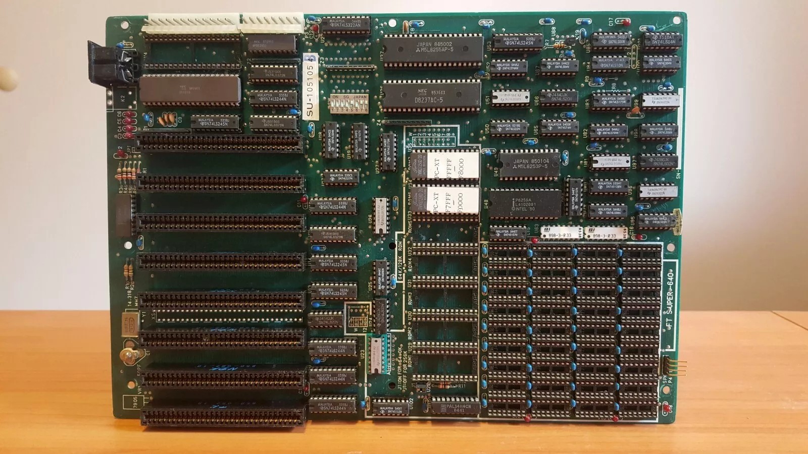 FT-SUPER 640 8088 Motherboard with NEC D8088D Pocessor and 8 ISA Slots