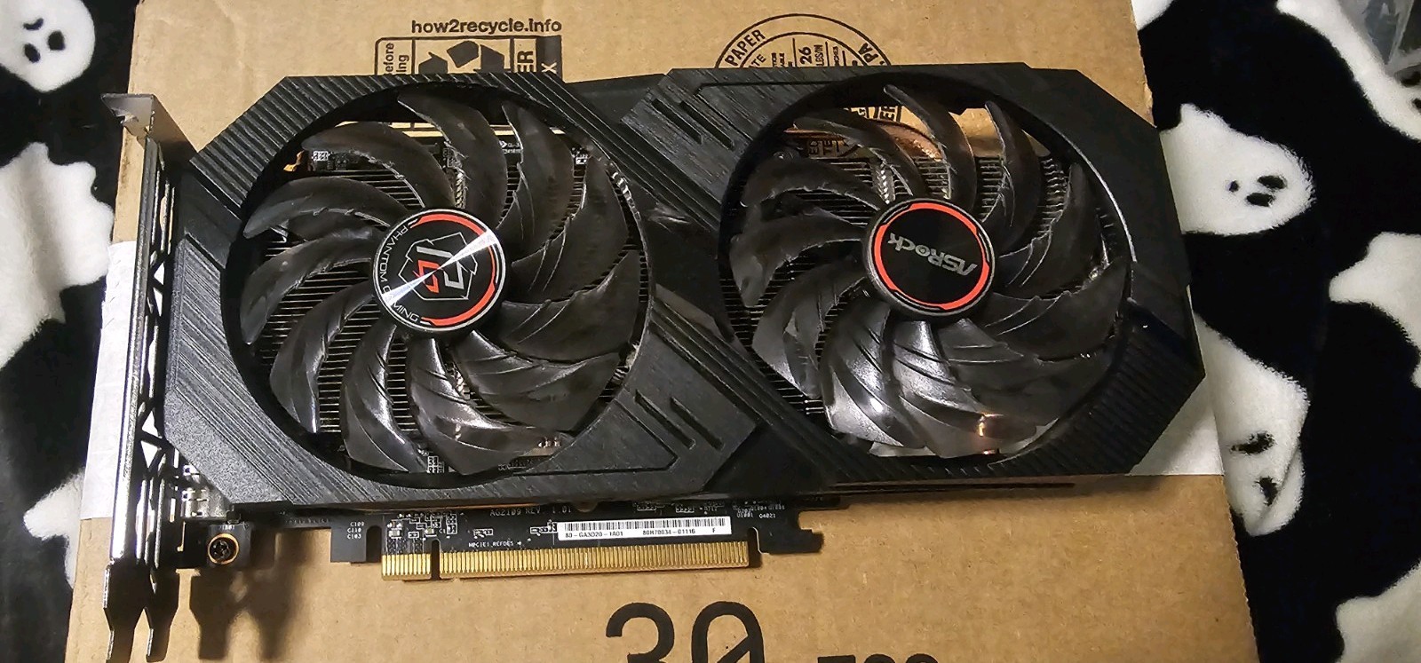ASRock AMD Radeon RX 6500 XT Phantom Gaming D OC 4GB GDDR6 Graphics Card