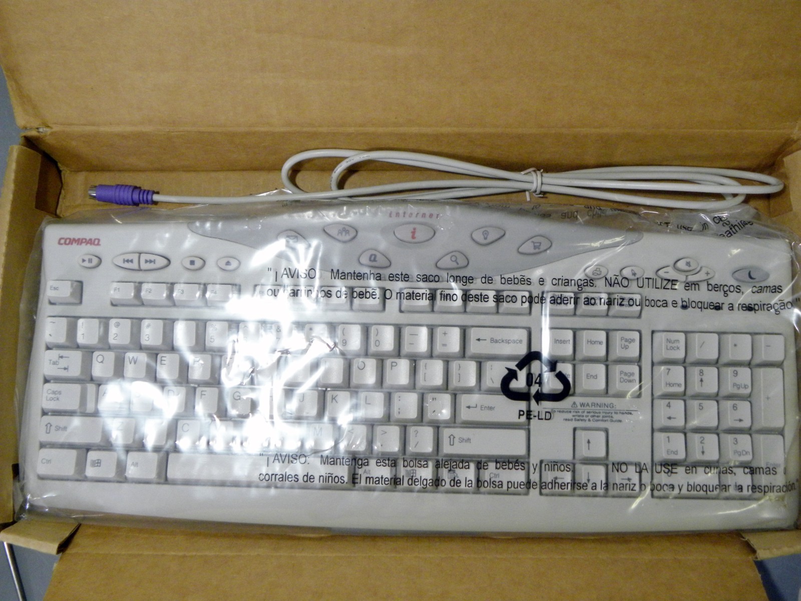 NEW Compaq Multimedia Keyboard Gaming Mechanical Wired PS/2 Model SK-2800 NIB