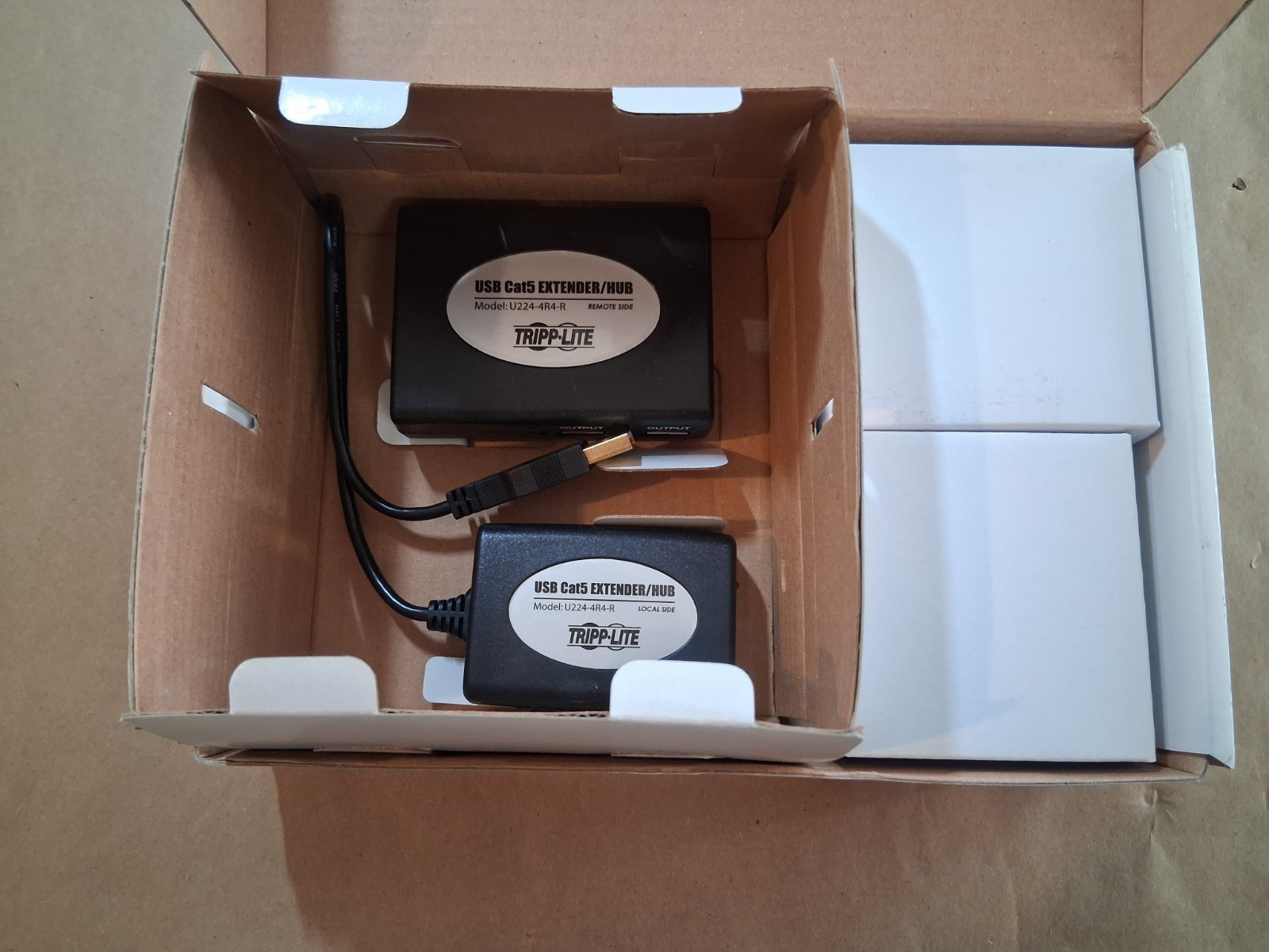 TRIPP-LITE USB Cat5 Extender/Hub 4-Port Remote USB Hub Over Model:U224-4R4-R