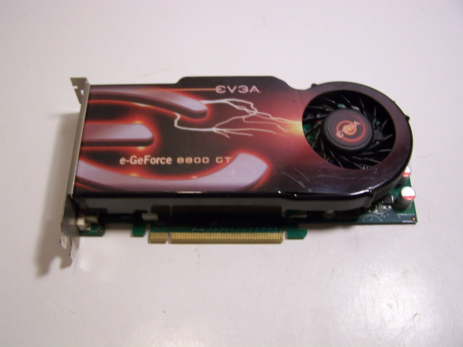 EVGA E-GeForce 8800GT - 512MB - DDR3 - PCIe 2.0 Gaming Video Card 512-P3-N800-TR