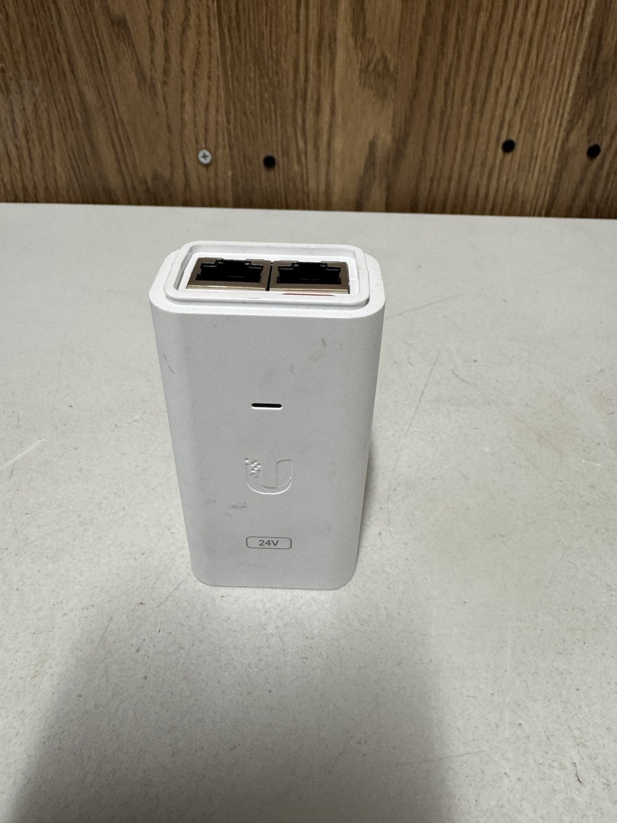 Ubiquiti POE-24-12W-G-WH 24V PoE Injector Gigabit Power Supply