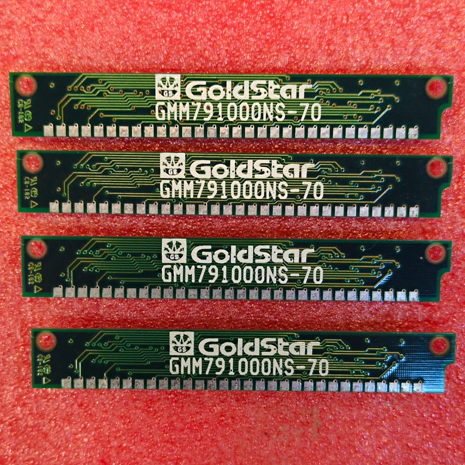 GoldStar 4MB Kit (4x1MB) FPM RAM 30-Pin SIMM 70ns GMM791000NS-70