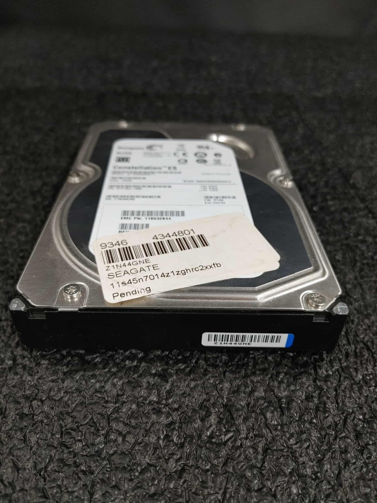 Dell EMC 118032844 ST1000NM0011 9YZ164-090 1TB 7.2K RPM 64 MB 6Gb/s SATA 3.5"HDD