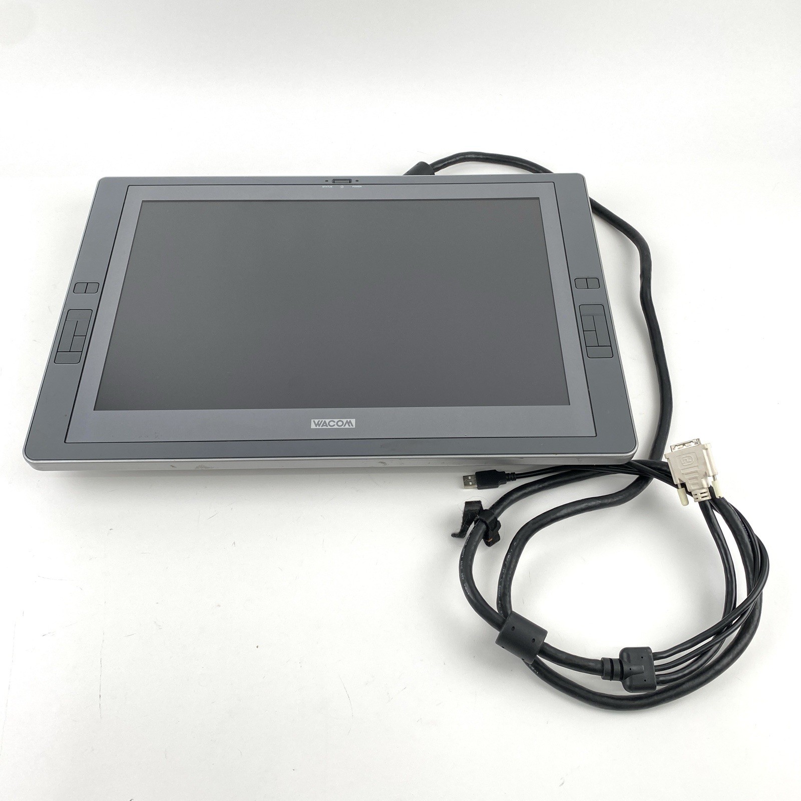 Wacom Cintiq 20WSX DTZ-2000W/G 20.1" Interactive Pen LCD Tablet Display - Works