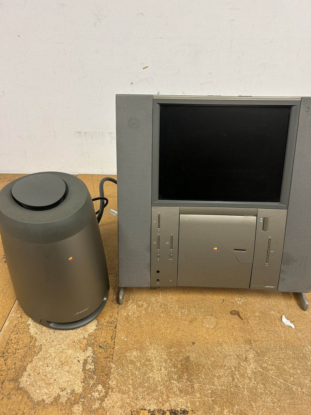 Apple Twentieth 20th Anniversary Macintosh Spartacus