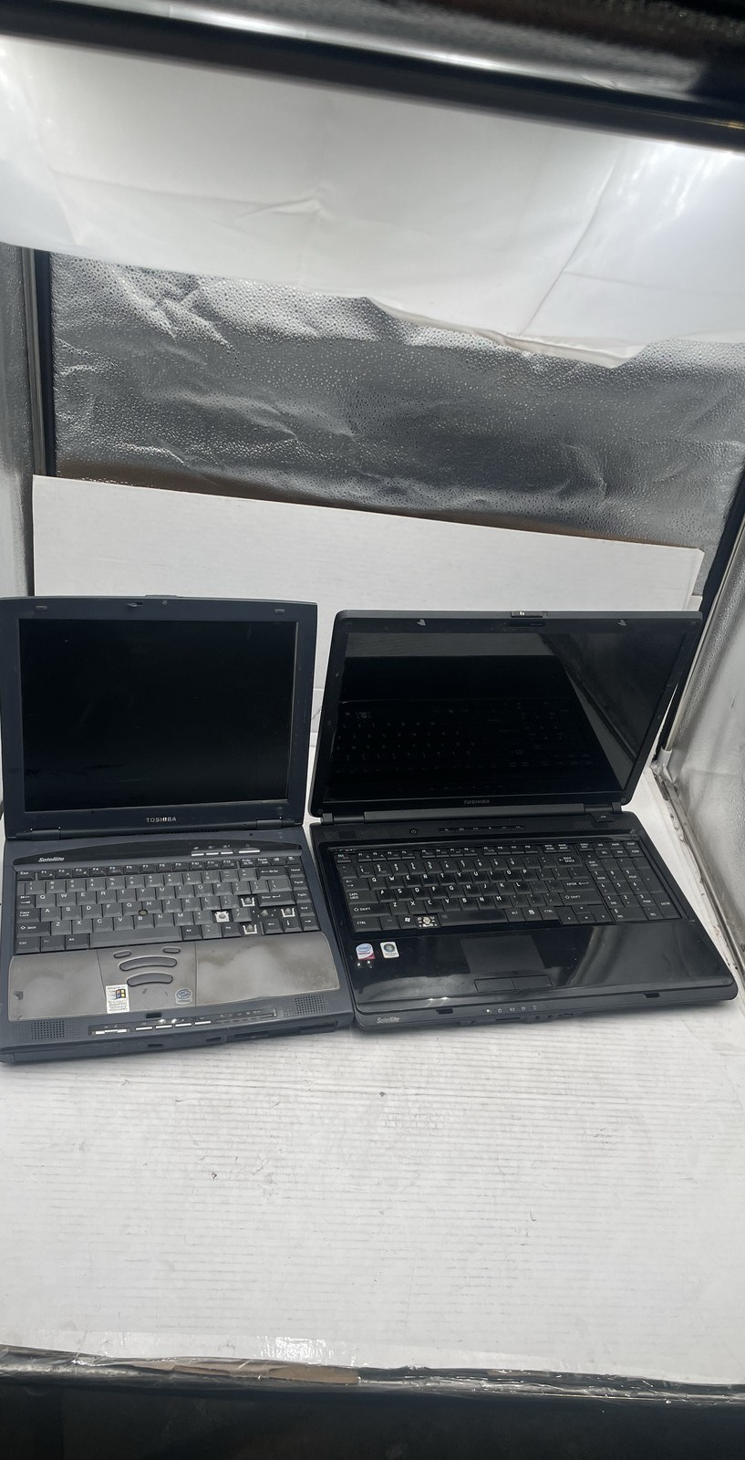 Toshiba Satellite 1805-S203 Retro Gaming 13.3" Laptop Vintage Lot of 2