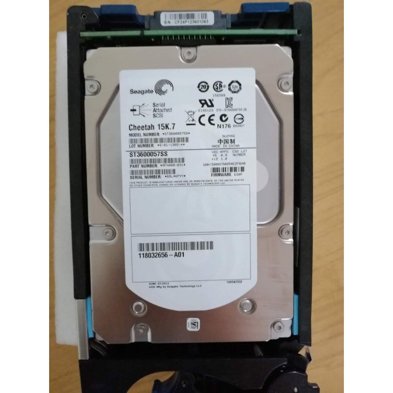 1PCS 005049274 15K V3-VS15-600 EMC 005049274 005049677 005049675 600GB 3.5" SAS