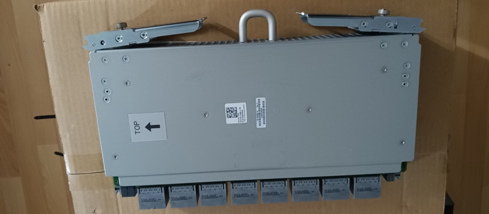 BROCADE BR-SLX9850-4-SFM MUST READ