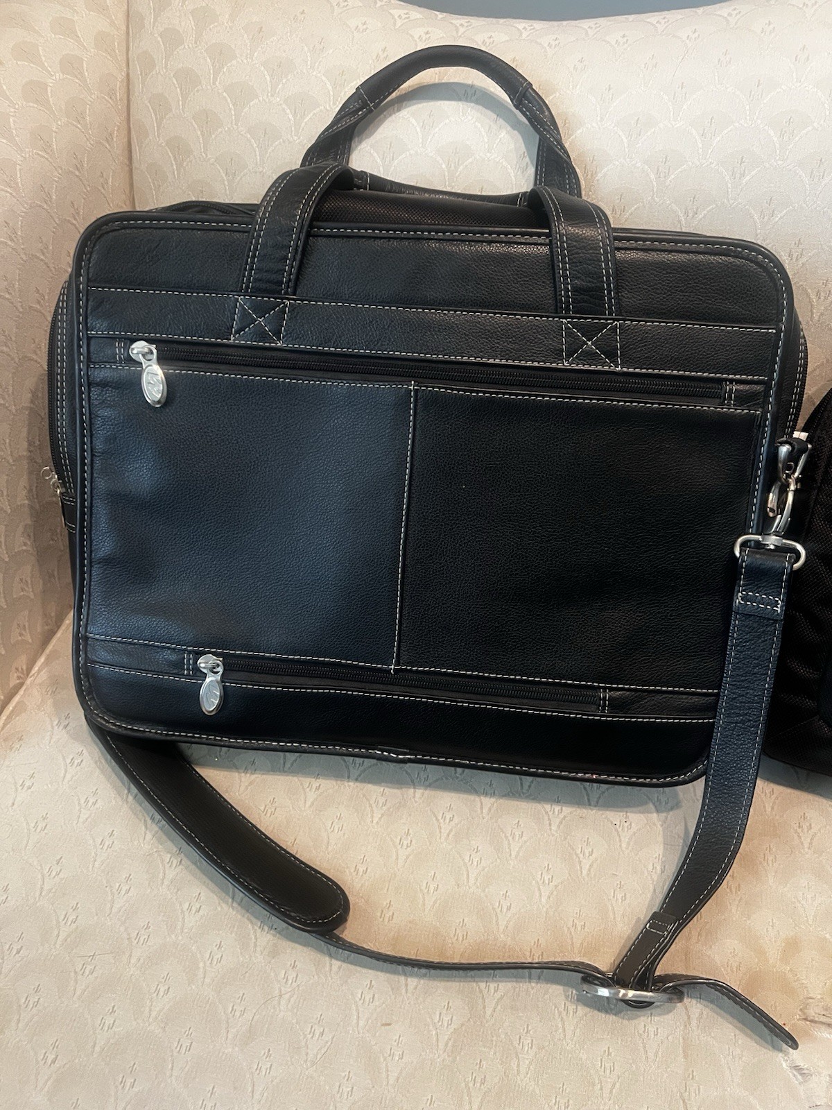 Mckleinusa compartment laptop bag No.#I0T-0589504 Great Condition 