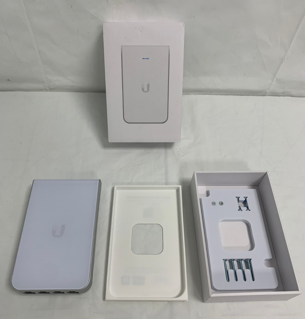 Ubiquiti UniFi In-Wall HD WiFi 5 Access Point - White (UAP-IW-HD-US)