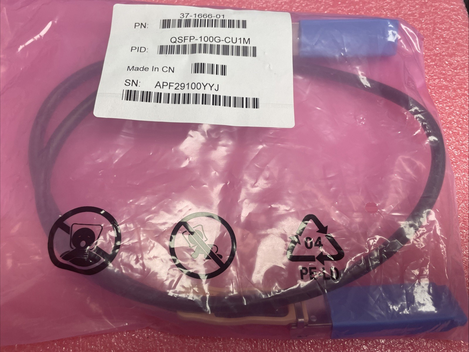 Genuine Cisco 37-1666-01 QSFP-100G-CU1M 100Gb Passive Copper 1M Cable