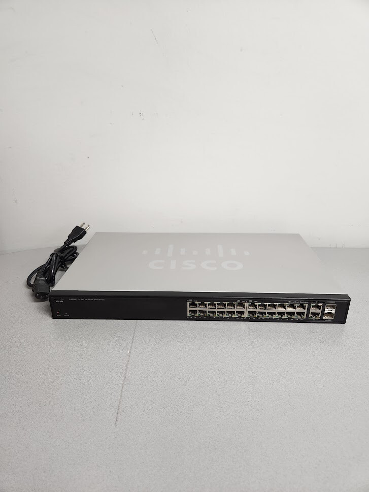 Cisco SLM224P 24-port 10 100 + 2-port Gigabit Smart Switch