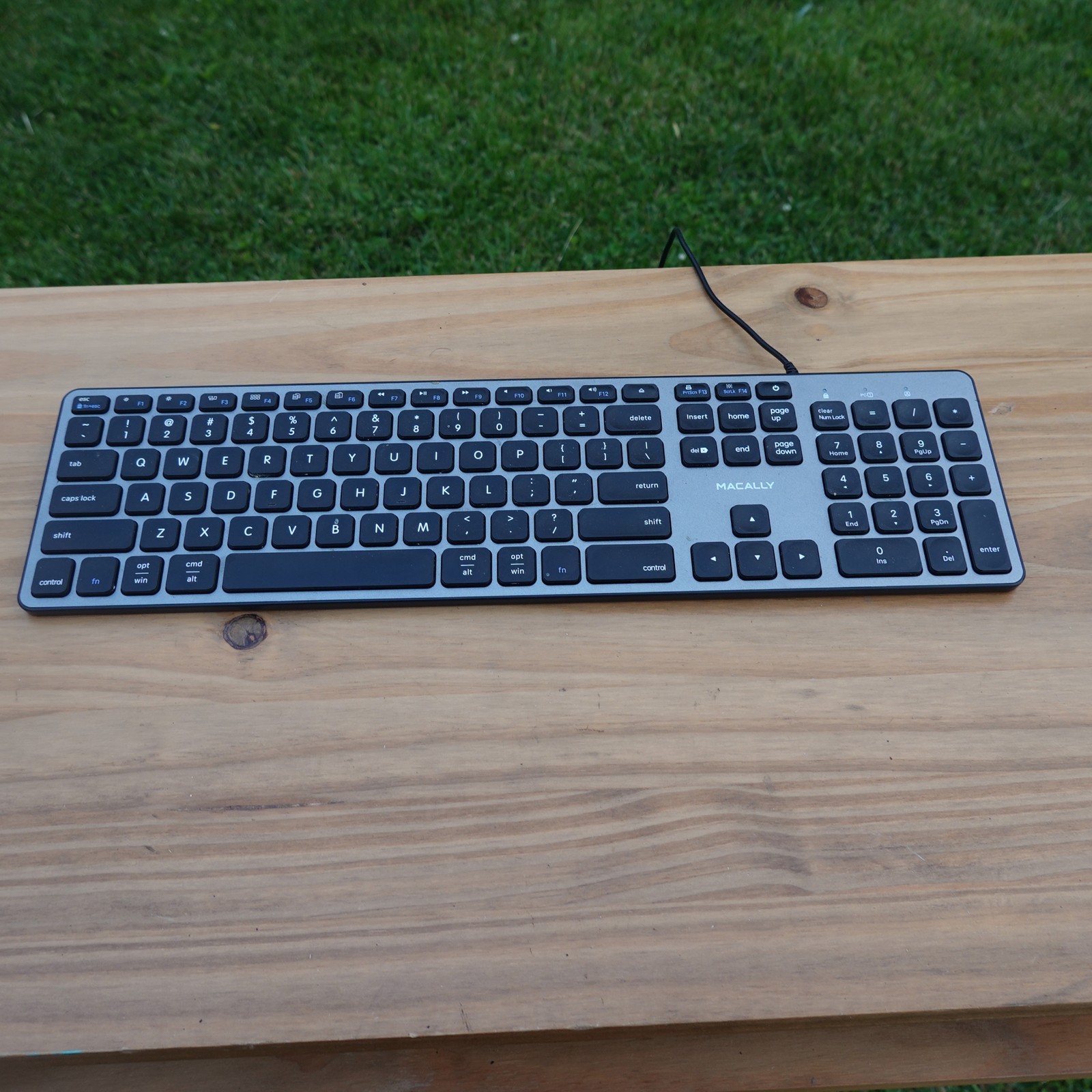Macally Wired USB Type-C Keyboard for Mac (Space Gray) UCZKEYHUBACSG