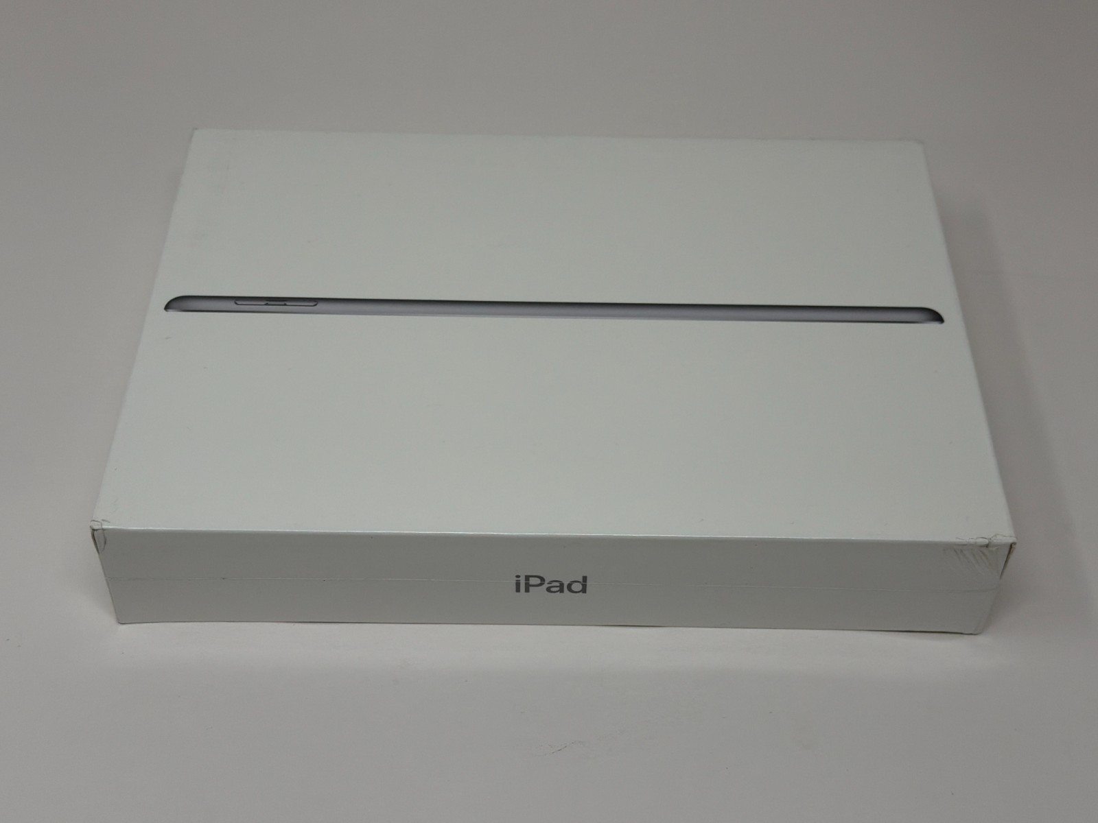 Apple iPad 5th Generation 2017 128GB WiFi A1822 Space Gray New Sealed