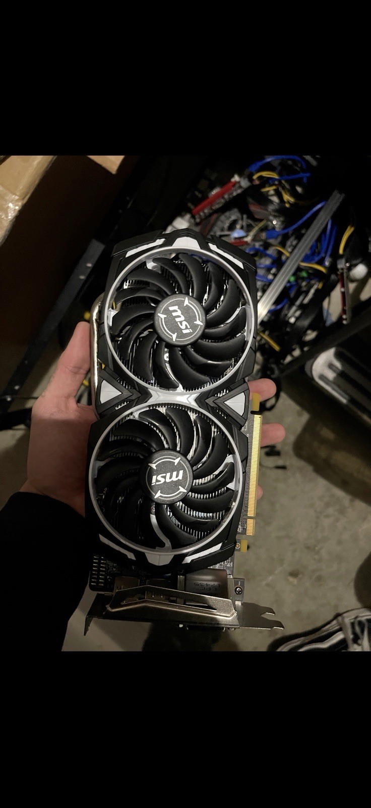 MSI Radeon RX 570 4GB GDDR5 Graphic Cards (RX 570 ARMOR 4G OC)