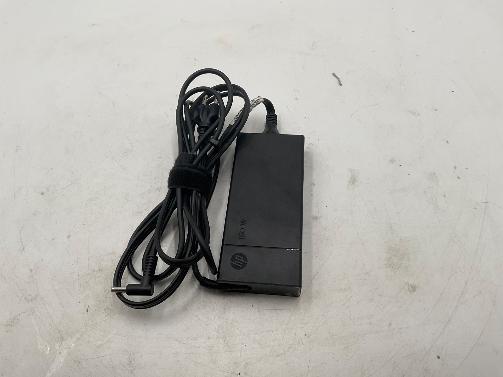 HP 697317-001 19V 7.89A 150W Genuine Original AC Power Adapter Charger